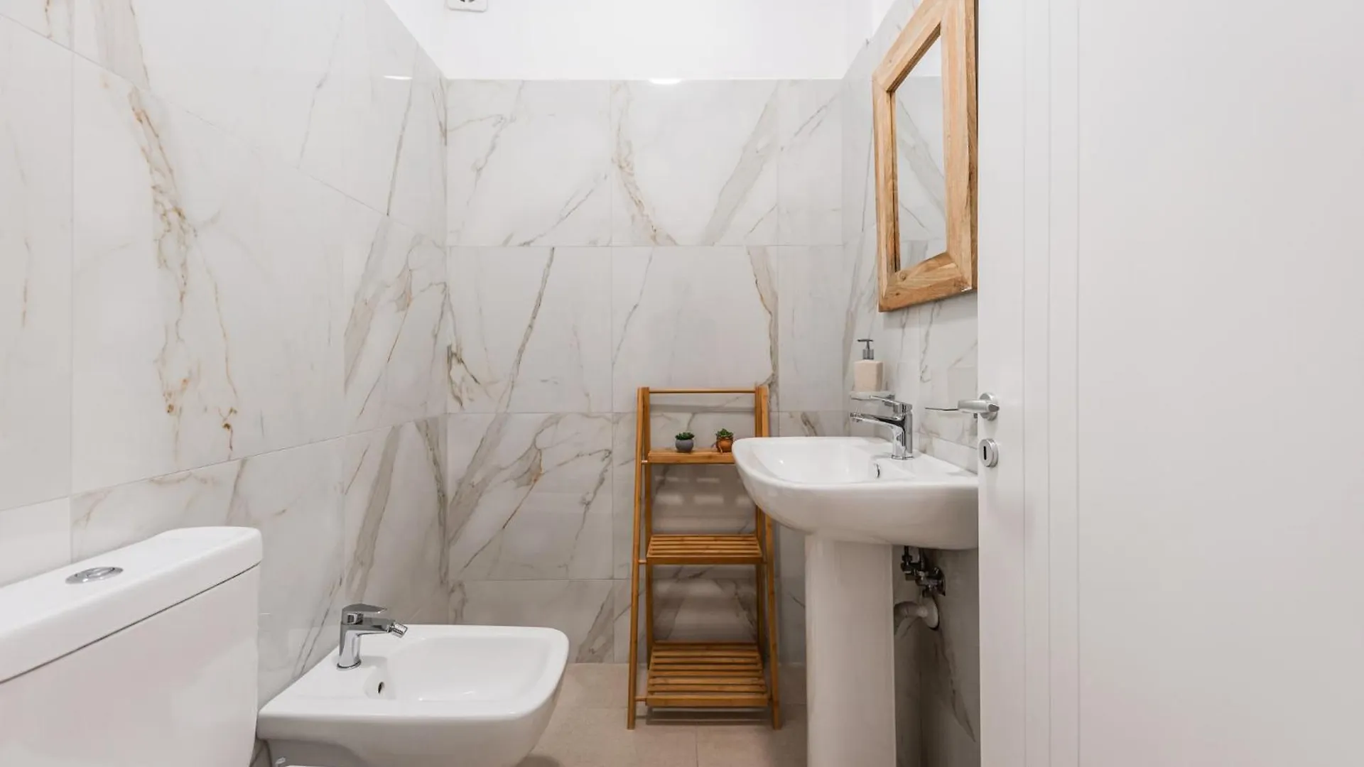 The Bohemian Pad Apartment Shkoder 0*,